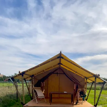 Spokojny Glamping Rzucewo Exterior photo