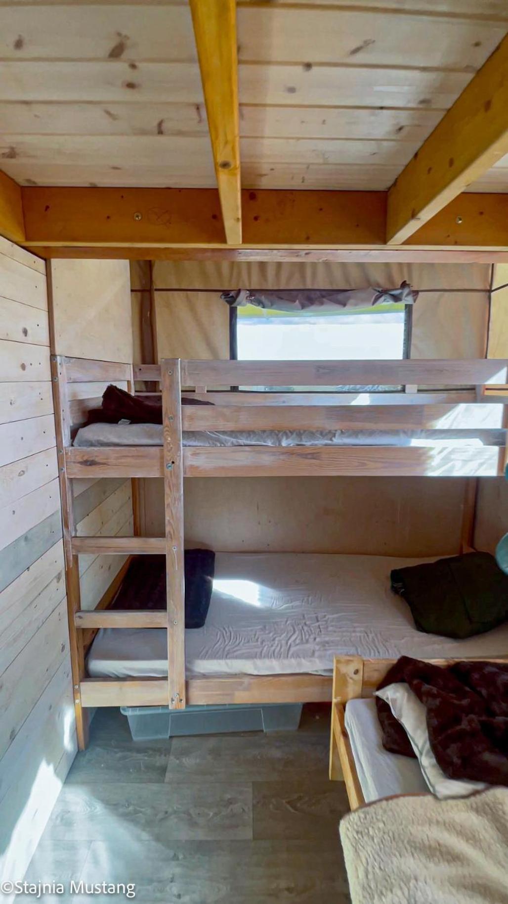 Luxury tent Spokojny Glamping *